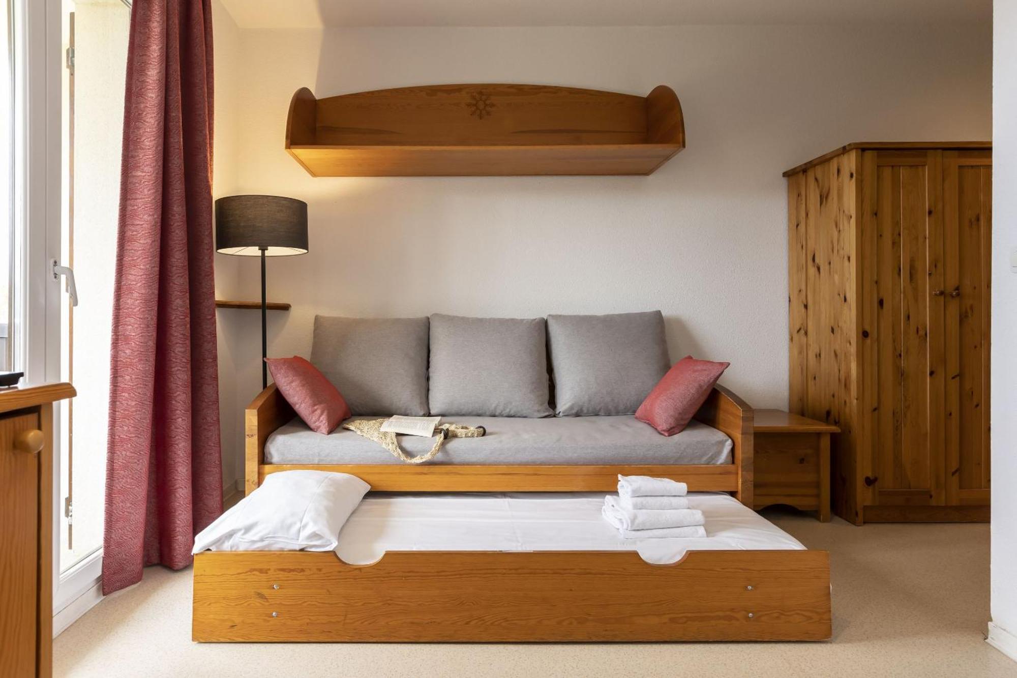 Residence Odalys Mille Soleils Font-Romeu-Odeillo-Via Exterior photo